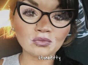 2tonekitty