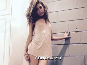 Armine_Turner Sexy Footjobs