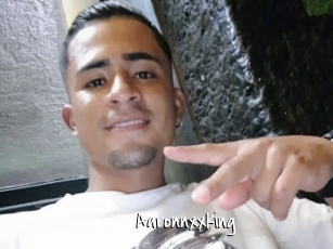 aaronnxxking Sexy Footjobs