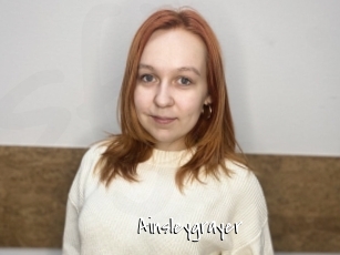 Ainsleygrayer