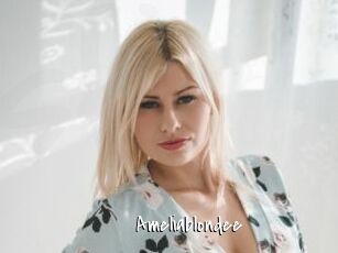 Ameliablondee