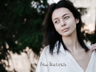 Ameliacrown