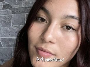 Artemisafoxx