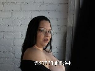 BIGTITTTUNIC0RN