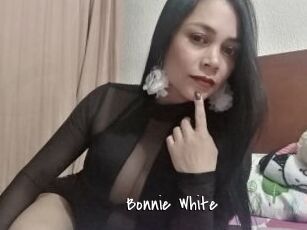 Bonnie_White