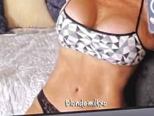 Blondemilfxo