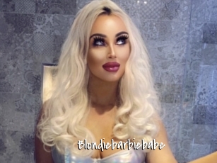 Blondiebarbiebabe