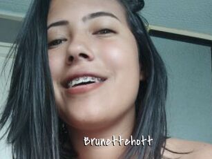 Brunettehott