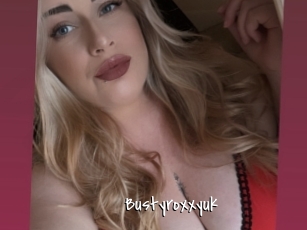 bustyroxxyuk Sexy Footjobs