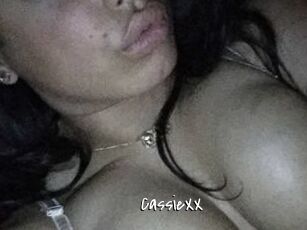 CassieXX Sexy Footjobs