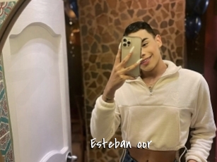 Esteban_cor