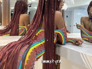 immxtyra Sexy Footjobs