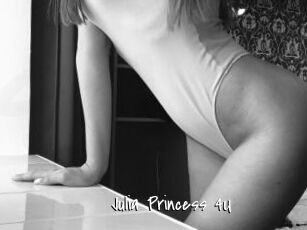 Julia_Princess_4U