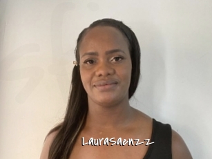 LauraSaenzz Sexy Footjobs