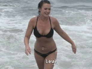 leigh Sexy Footjobs