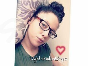 Lightskinbeauty22