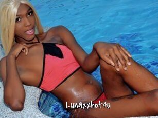 Lunaxxhot4u