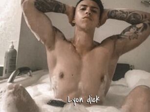 lyon_dick Sexy Footjobs