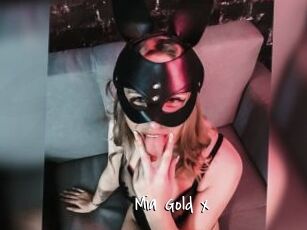 Mia_Gold_x