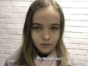 MirandaConor Sexy Footjobs