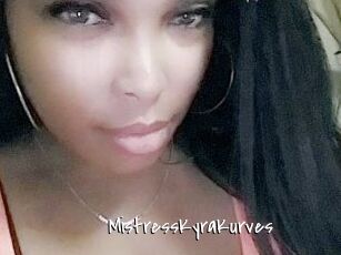 MistressKyraKurves
