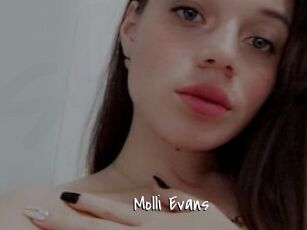 Molli_Evans