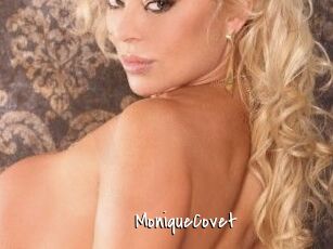 MoniqueCovet