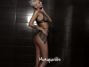 MoniqueHils Sexy Footjobs