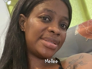 mellee Sexy Footjobs