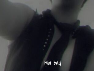 Mia_bad