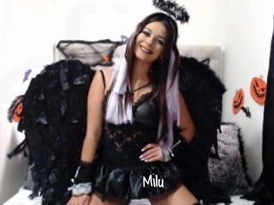 milu Sexy Footjobs
