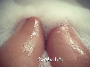 per3fect69u Sexy Footjobs