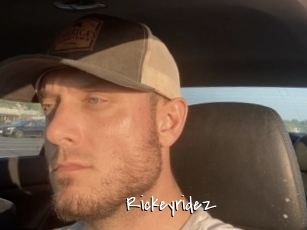 rickeyridez Sexy Footjobs