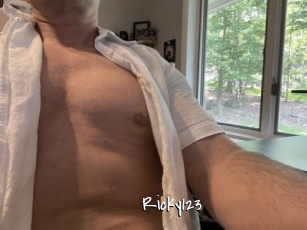 ricky123 Sexy Footjobs
