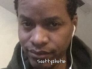Scotty2hotie Sexy Footjobs