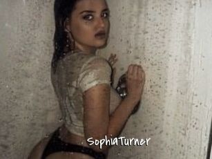 Sophia_Turner