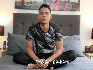 TWINKY_CREAM