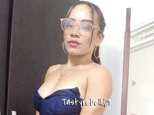 Tastyrebelld19
