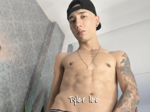 tyler_lee Sexy Footjobs