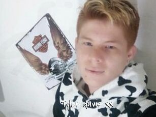 Tyler_davis_xx