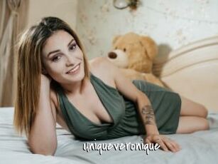 Uniqueveronique