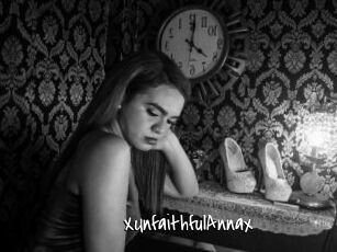 xUnfaithfulAnnax Sexy Footjobs