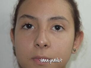 YannynaHot