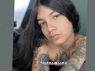 Yvonnemoons